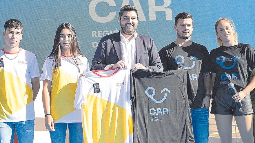 Miras, ayer Los Alcázares, en la presentación de los Programas Deportivos del CAT.