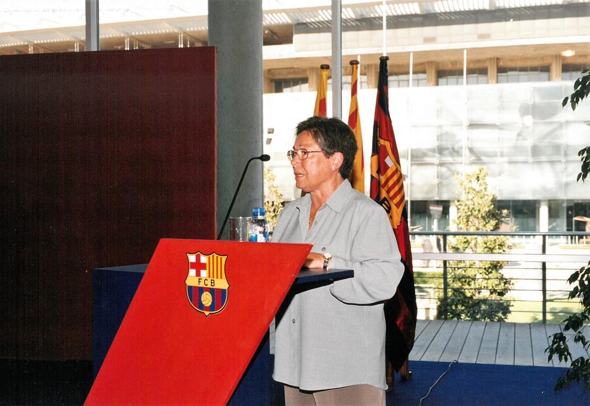 Núria Llansà, presidenta del Barça femenino, en su despedida en el 2003.