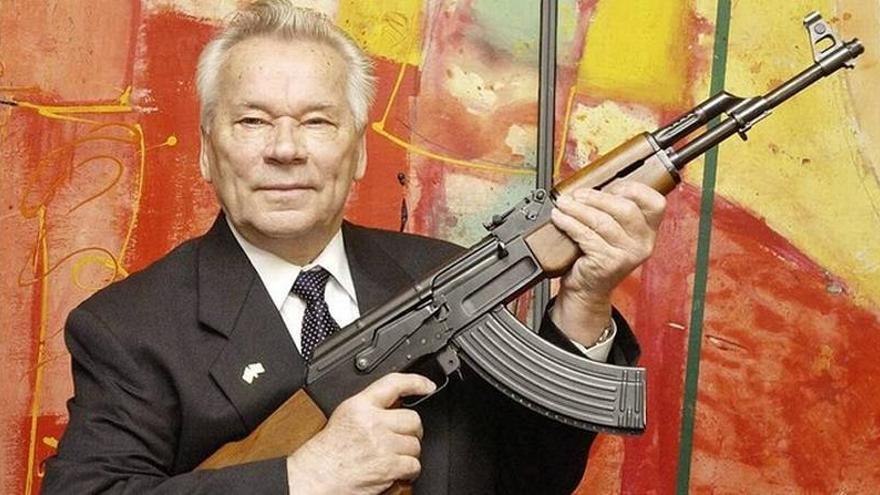 Muere a los 94 años el inventor del fusil de asalto Kaláshnikov