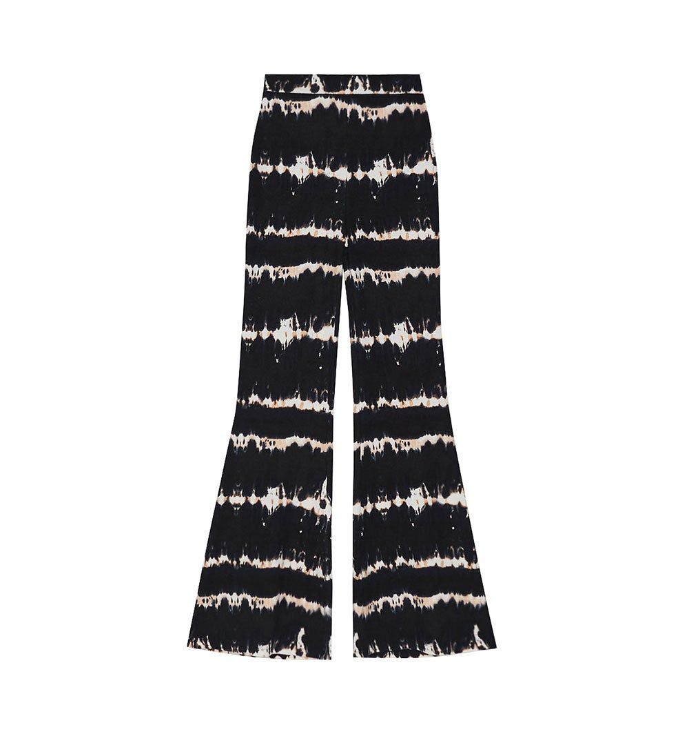 Pantalón Flare Fit con estampado Tie Dye de Bershka. (Precio: 19, 99 euros)