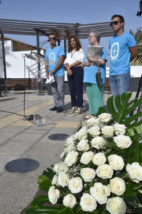 HOMENAJE VICTIMAS ACCIDENTE AVION AEROPUERTO ...