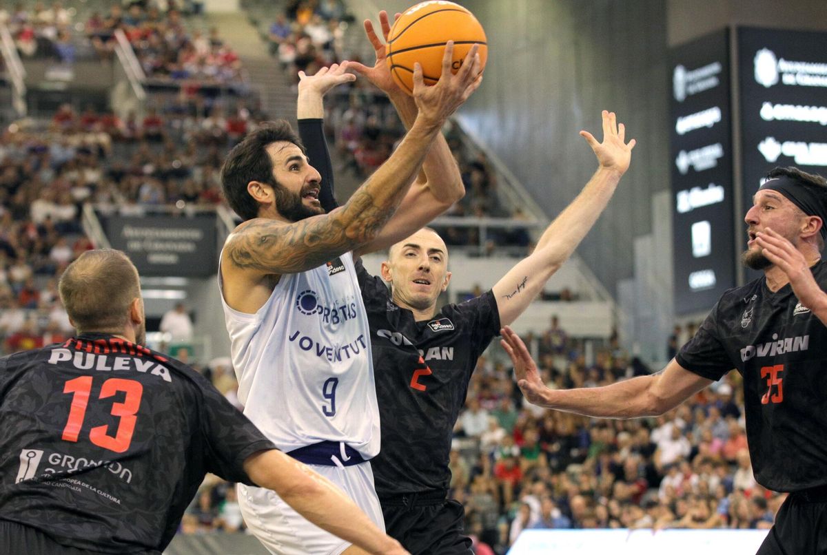 Ricky Rubio, en una acción del encuentro ante el Casademont Zaragoza