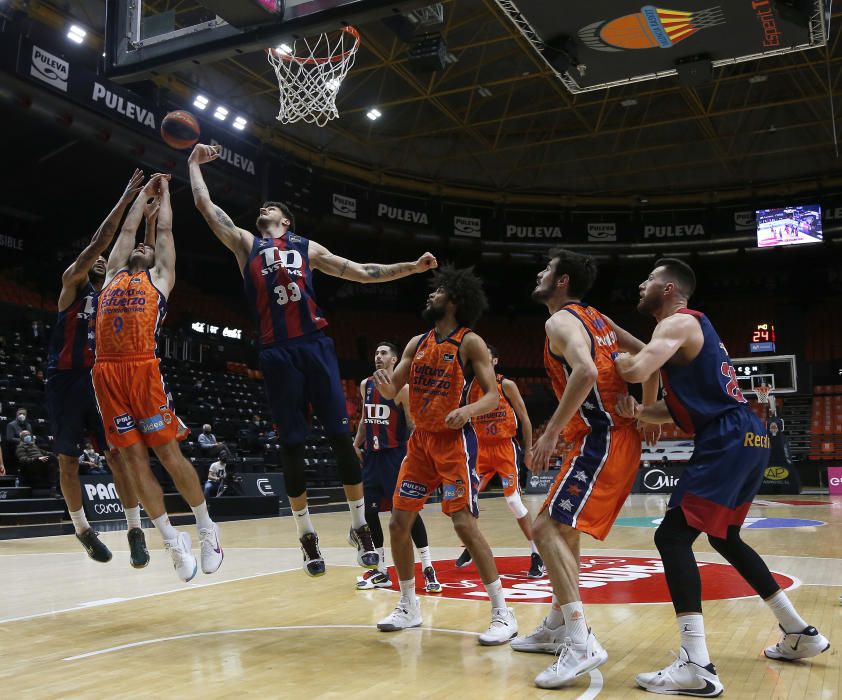 Valencia Basket Club - TD Systems Baskonia