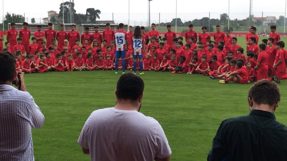 Presentación de las camisetas del Sporting