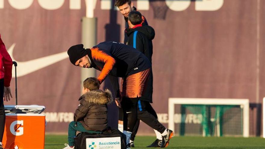 El Barça, a dar otro paso hacia el título ante un Málaga a la desesperada