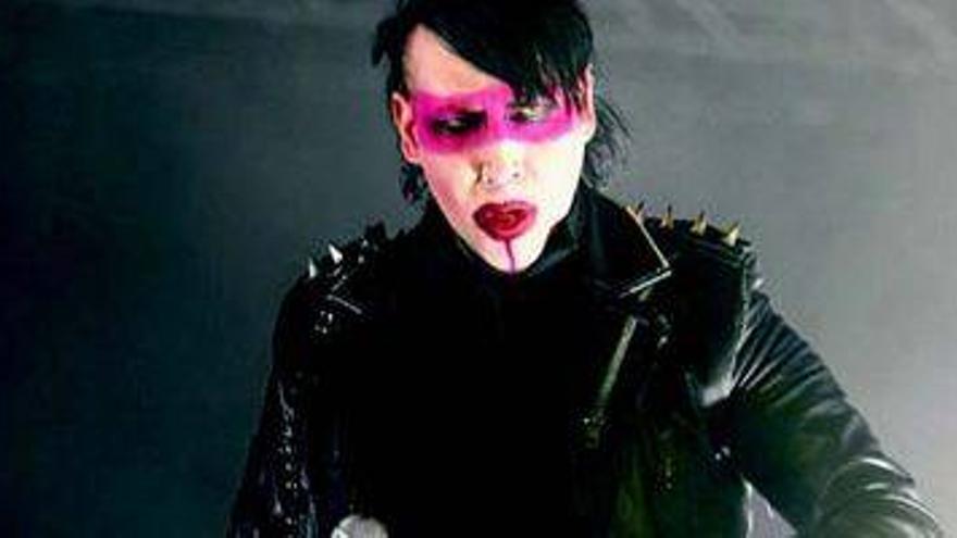 Manson pone la nota más satánica en Benicàssim