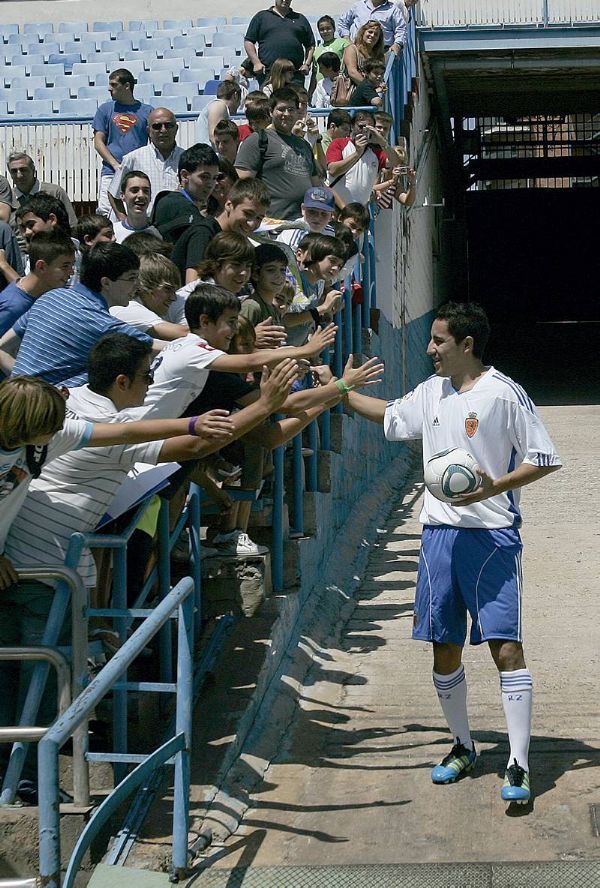 Presentación de Efraín Juárez como jugador del Real Zaragoza