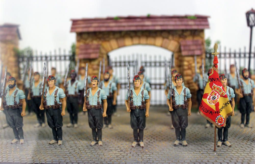 El Archivo Municipal acoge una muestra de soldados realizados por prestigiosos miniaturistas que podrá visitarse hasta el 8 de enero.