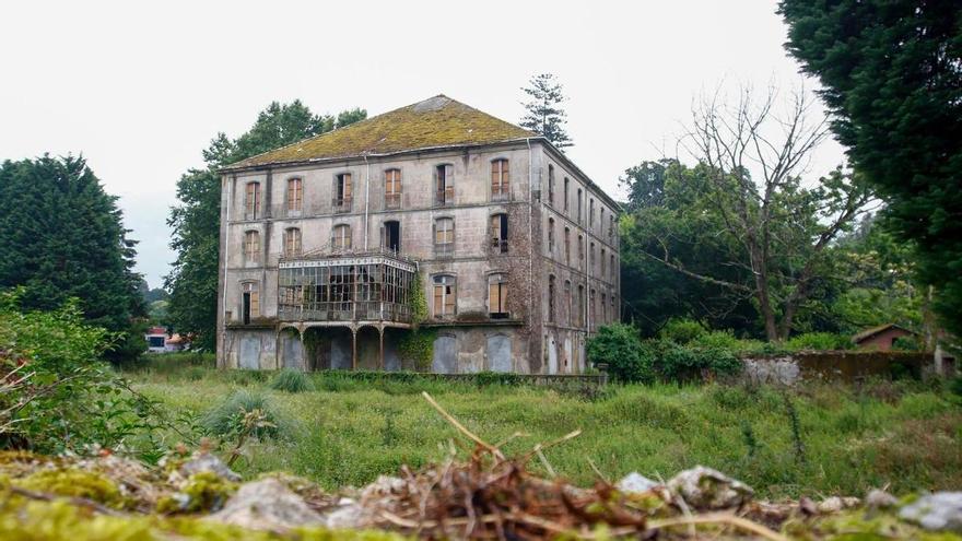 Vilagarcía baraja tres parcelas para la futura residencia de mayores