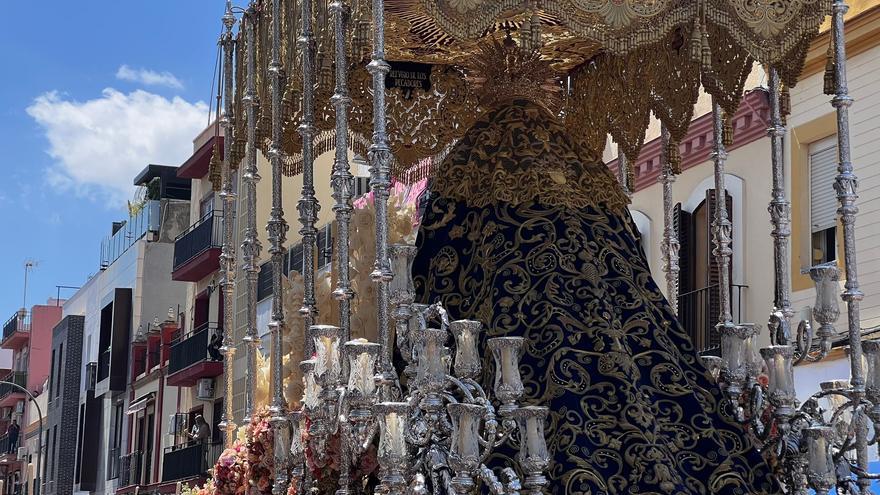 Vídeo | Petalá a la Virgen del Rosario de la Hermandad de San Pablo