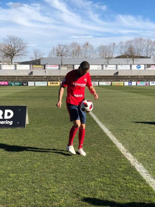 Presentació d'Eloi Amagat com a nou jugador de l'Olot