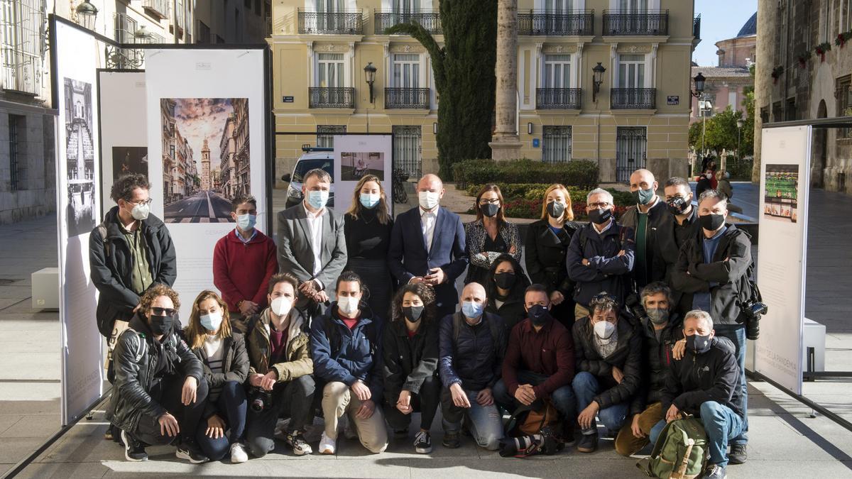 Exposición de fotoperiodistas en la diputación.