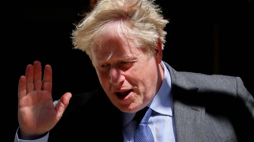 Boris Johnson regresa con sus memorias: de la falta de autocrítica con el Brexit o el &#039;Partygate&#039; a la supuesta enfermedad de Isabel II