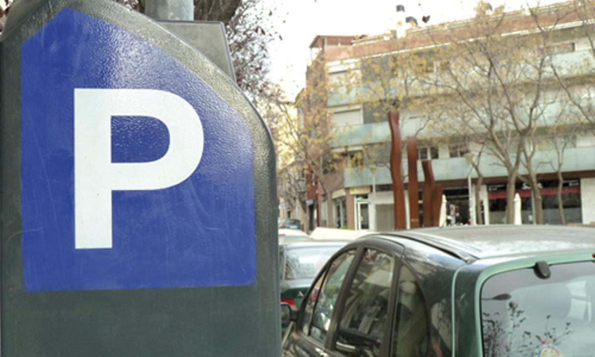 La zona blava de Terrassa serà gratuïta entre el 8 i el 29 d’agost