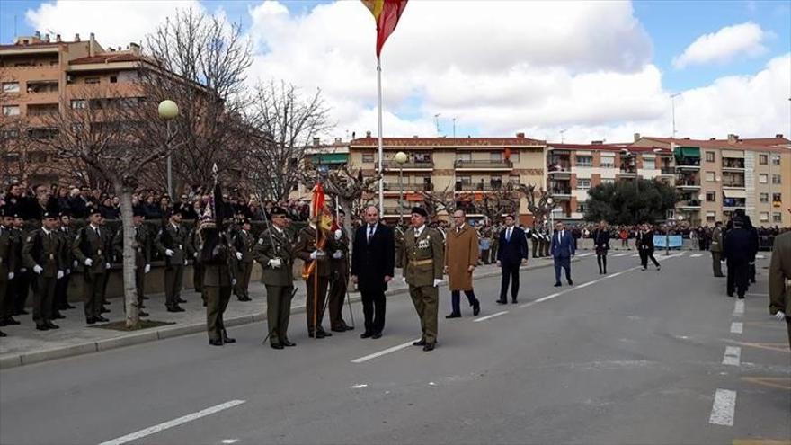 Unas 280 personas juran bandera para celebrar la Constitución