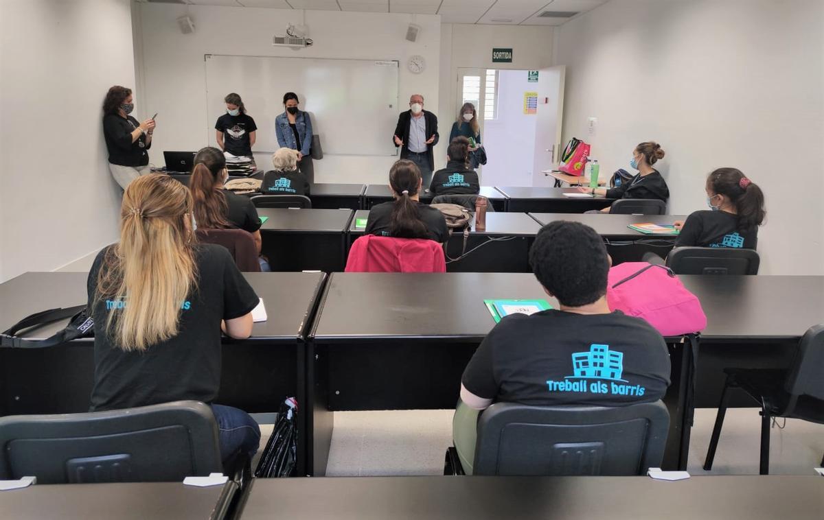 L’Hospitalet posa en marxa una nova edició del programa ‘Les dones construeixen’ L’Hospitalet posa en marxa una nova edició del programa ‘Les dones construeixen’