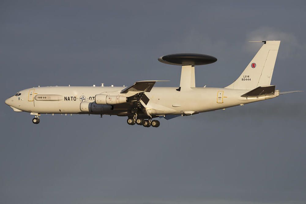 Maniobras de aviones del Ejército del Aire en Canarias