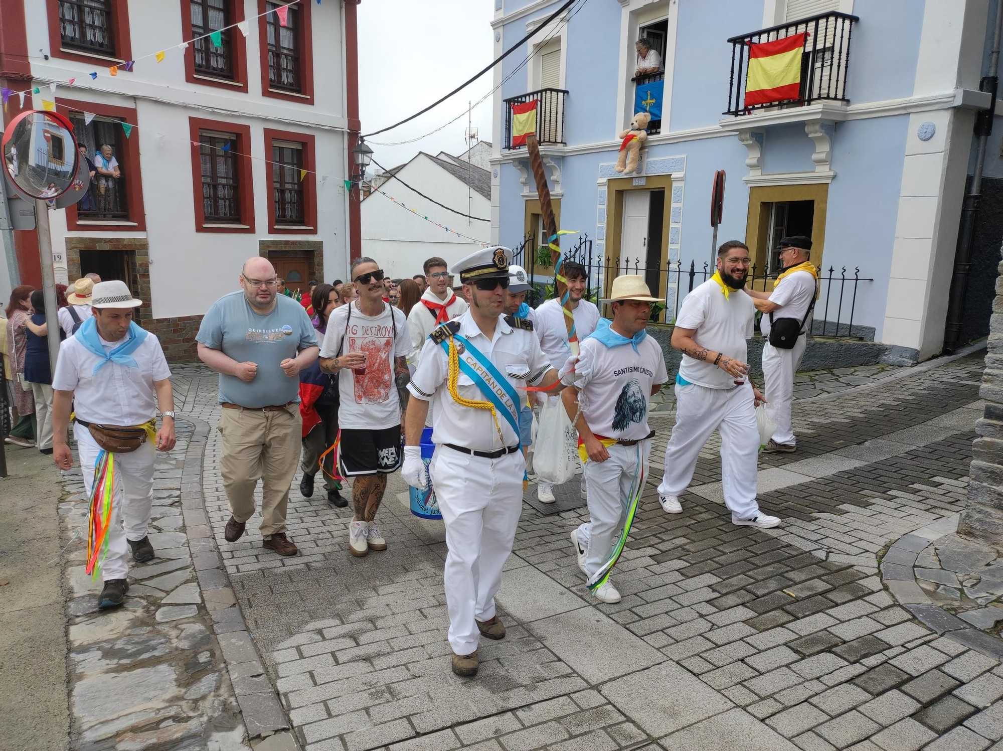 En imágenes: Así fue la salida de los romeros para celebrar la jira que cierra Las Telayas