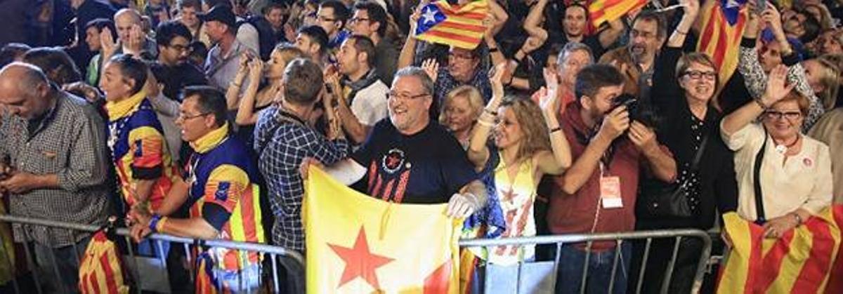 Los independentistas ganan en escaños pero no en votos