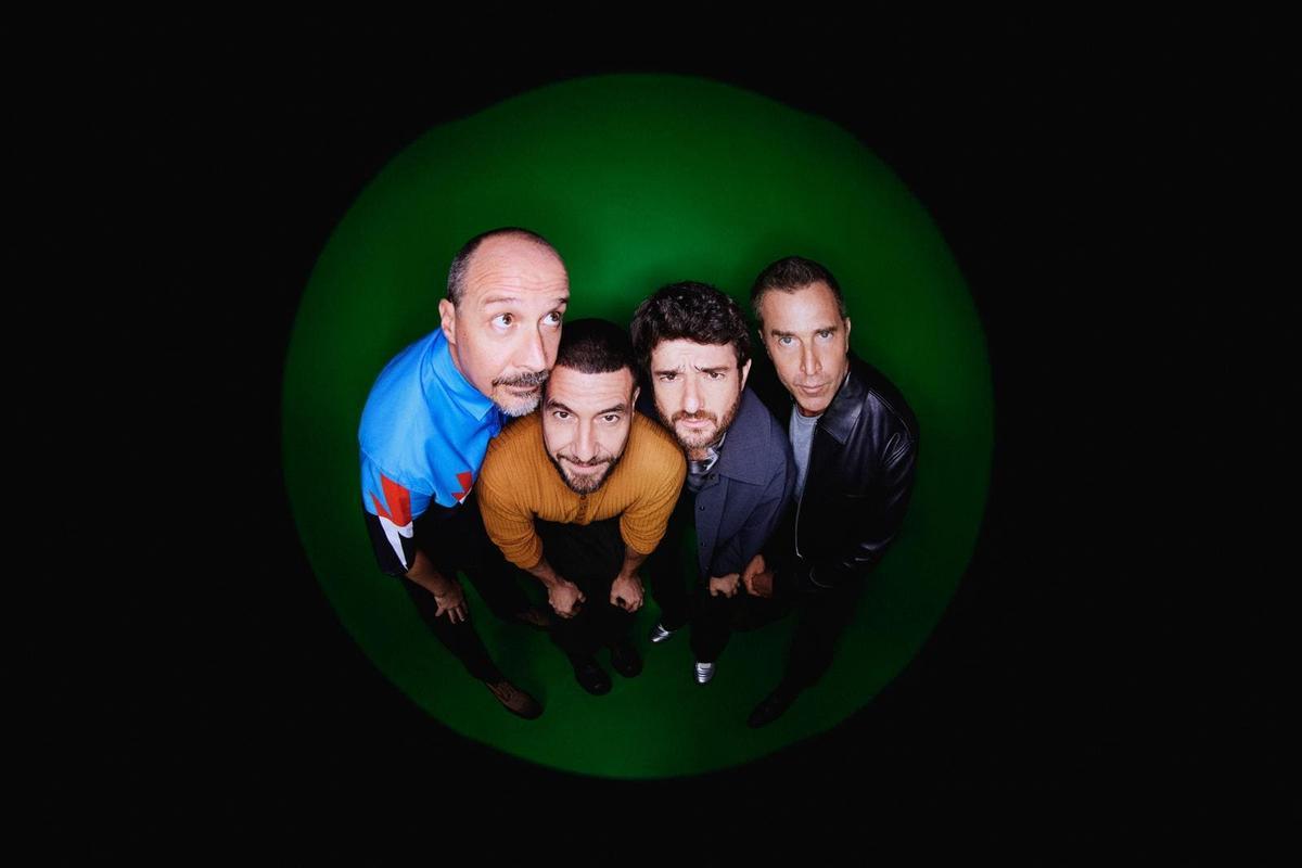 Imagen promocional de la temporada final de 'Machos Alfa', serie de los hermanos Caballero que se rueda en Galicia.