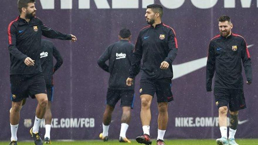 Piqué, Luis Suárez i Messi en l&#039;entrenament d&#039;ahir a la tarda previ a la visita del Las Palmas al Camp Nou