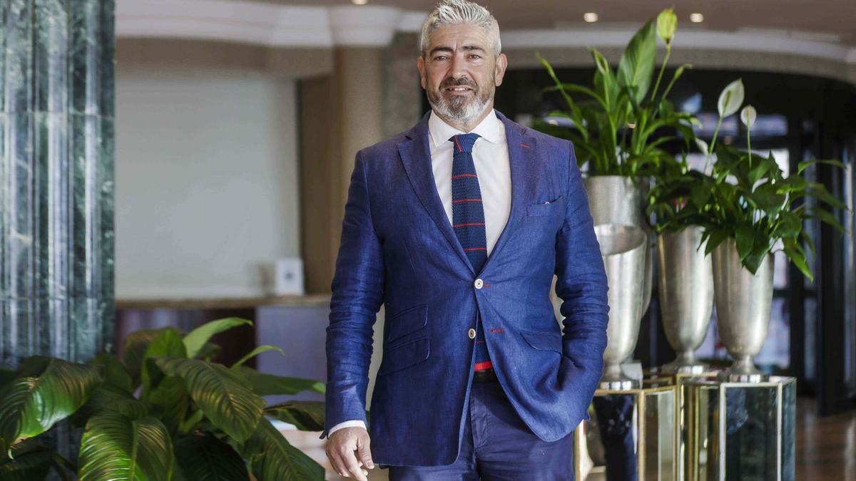 Francisco Serrano, presidente de la Asociación Hotelera de Palma, en el vestíbulo del Nixe Palace, en una imagen de archivo.