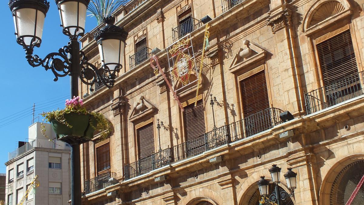 Fachada del Ayuntamiento de Castelló.