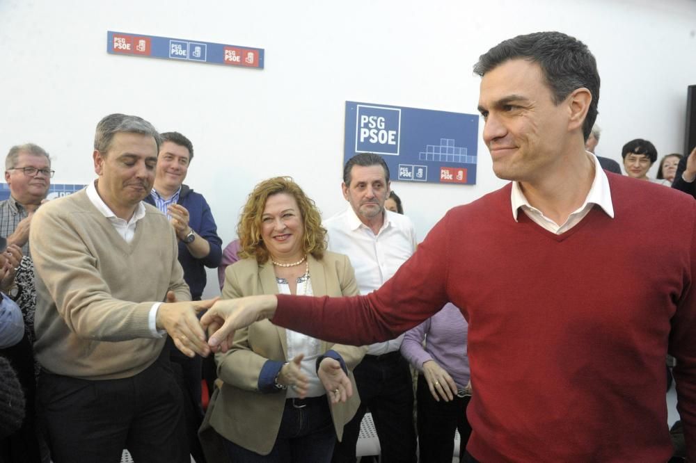 Encuentro de Pedro Sánchez con militantes socialis