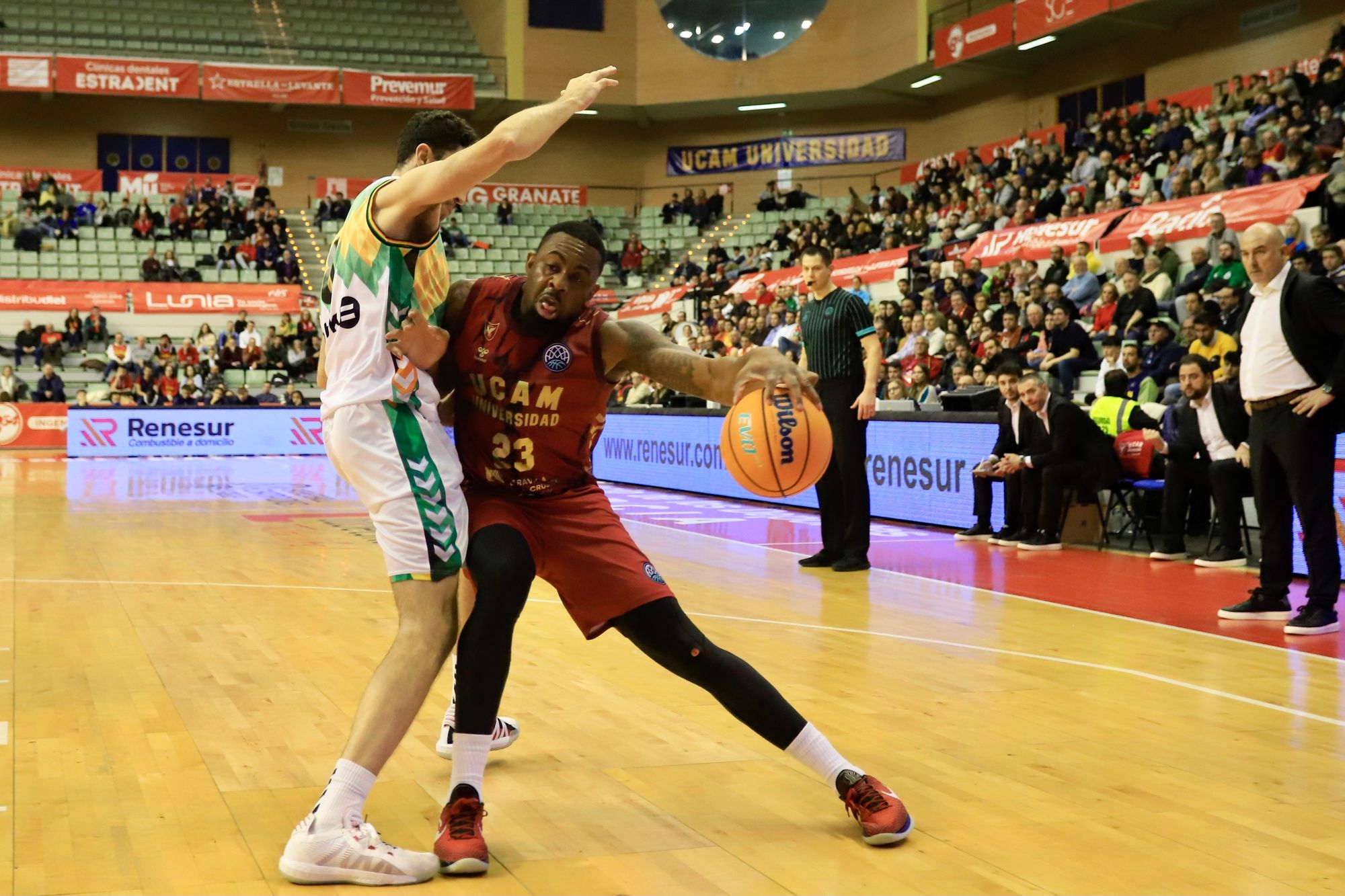 Las imágenes del UCAM Murcia - Bilbao Basket