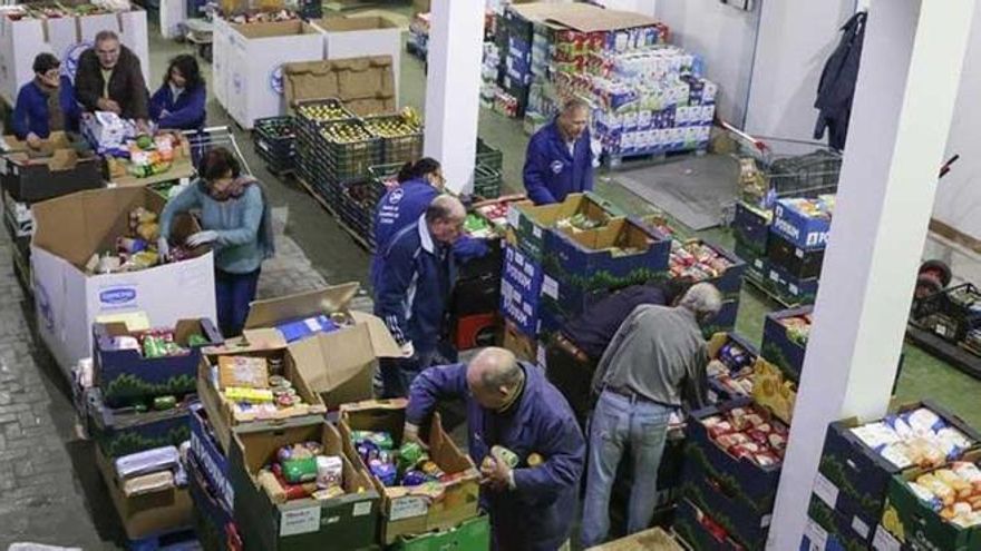 El Banco de Alimentos de Badajoz recoge conservas