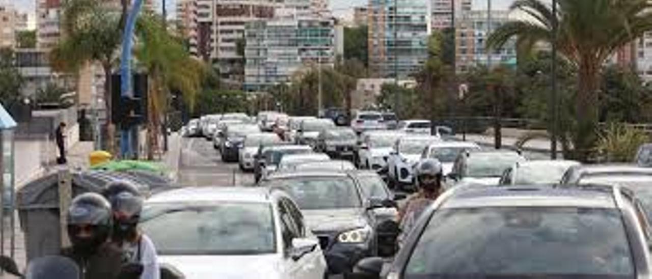 El proyecto Alicante Central pretende acabar con las retenciones de tráfico
