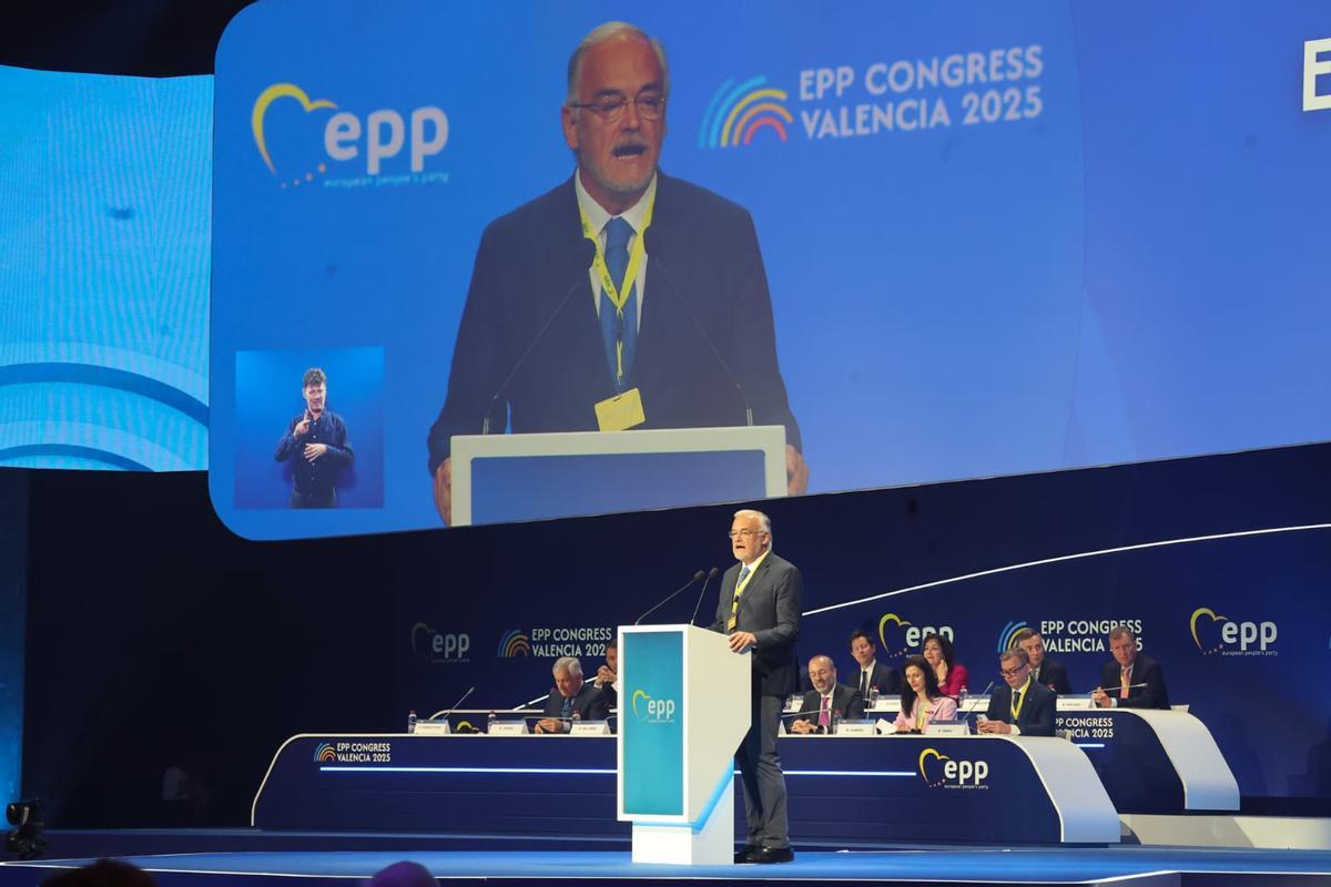 La primera jornada del congreso del PPE en València, en imágenes