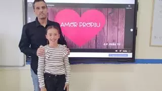 Marieta, la divertida  «güela» llanisca de 11 años (y el vídeo que demuestra sus dotes de actriz)