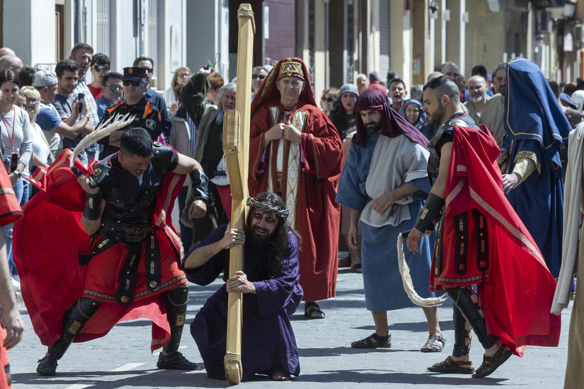 Benetússer vive la pasión de Cristo