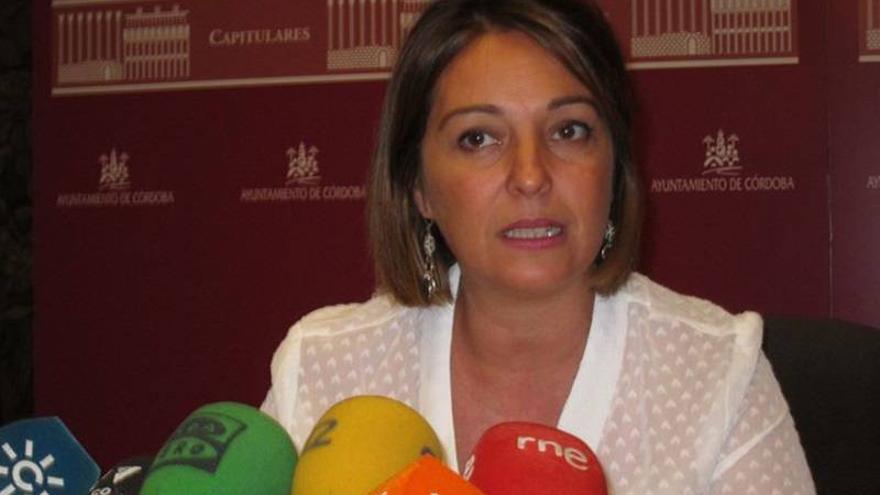 La alcaldesa quiere preguntarle a Rajoy por los tres millones que retiró a Córdoba