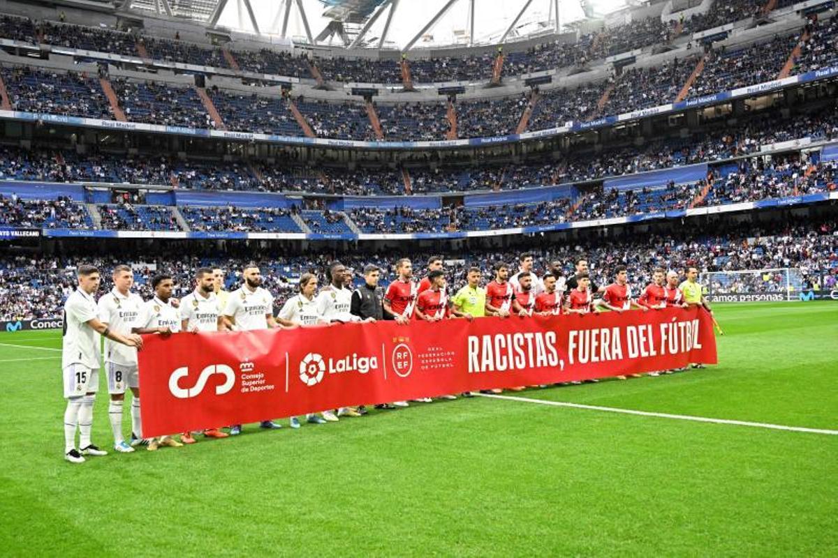 ¡'Basta ya'! El Bernabéu se vuelca con Vinícius Jr. ¡'Basta ya'! El Bernabéu se vuelca con Vinícius Jr.