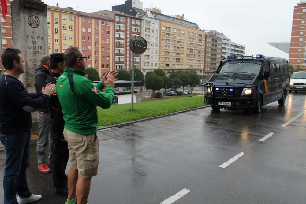 La llegada de los policías de Oviedo en Cataluña