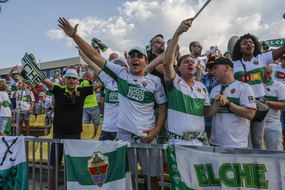 Ascenso Elche CF: imágenes del partido ante el Villarreal B y fiesta sobre el césped