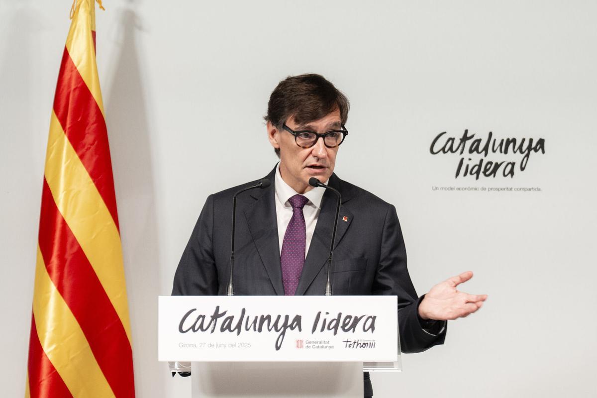 Illa avança enmig del soroll Illa avança enmig del soroll
