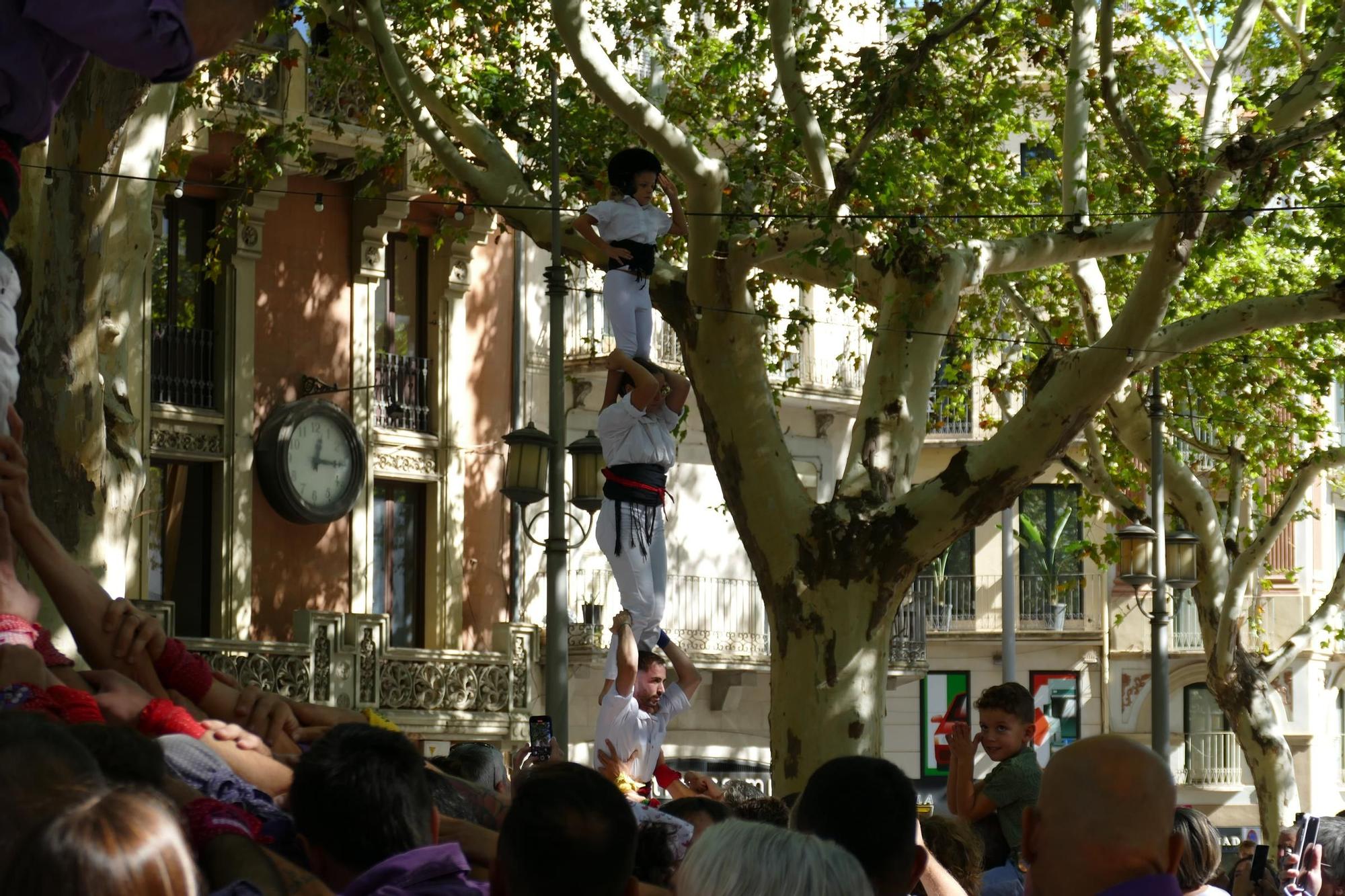 Els Merlots celebren la diada castellera d'aniversari a la Rambla de Figueres