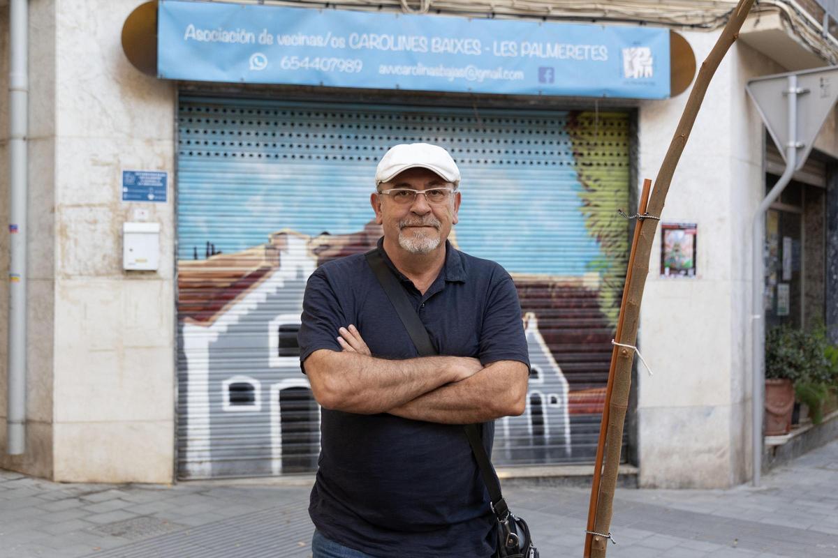 Existe un déficit de zonas verdes en el barrio carolinas bajas y numerosos solares, en algunos casos, desatendidos.