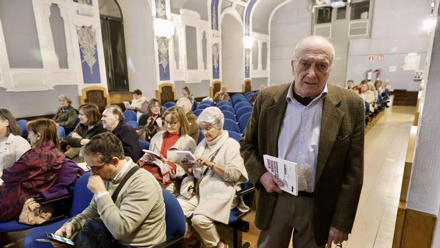 Álvaro Noguera presentó su libro "Exabruptos místicos y otras sinsorgadas"