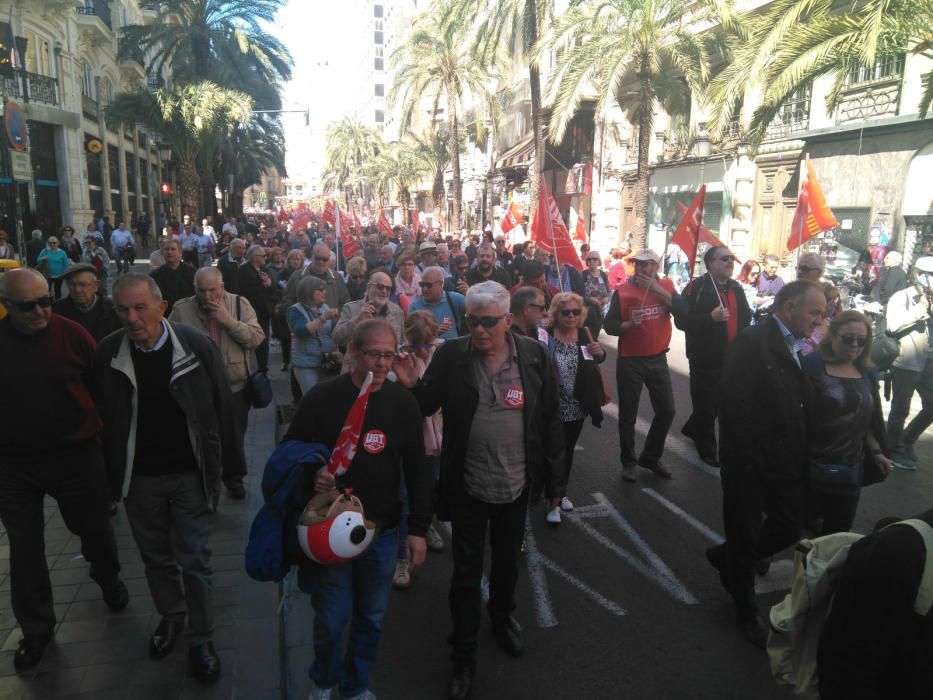 Manifestación de pensionistas en el centro de València