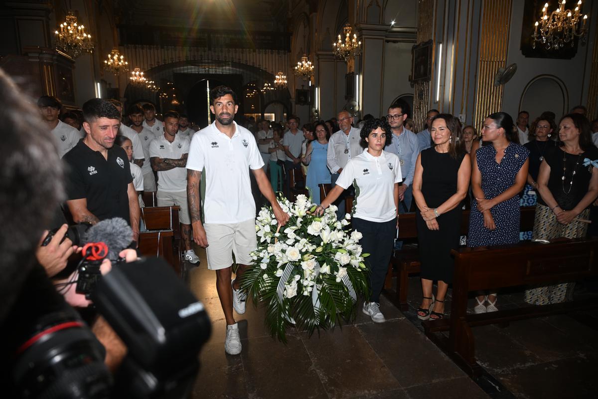 Ofrenda CD Castellon Mare Deu Lledo (7)