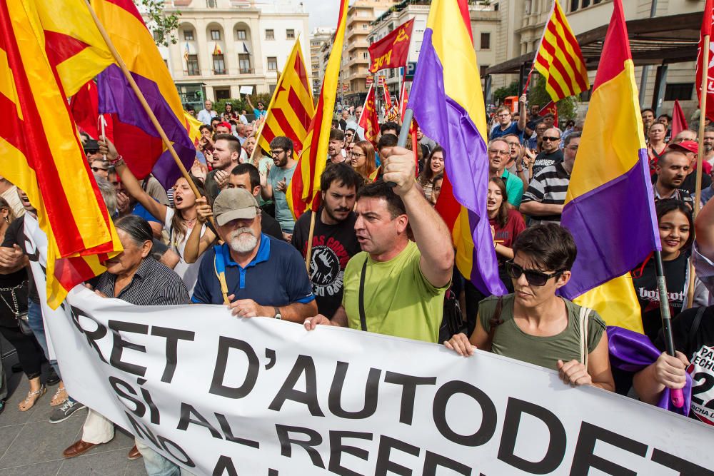 Tensión entre partidarios y detractores del referéndum en Alicante