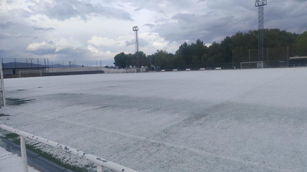 Impresionante granizada en Camporrobles y Villar del Arzobispo