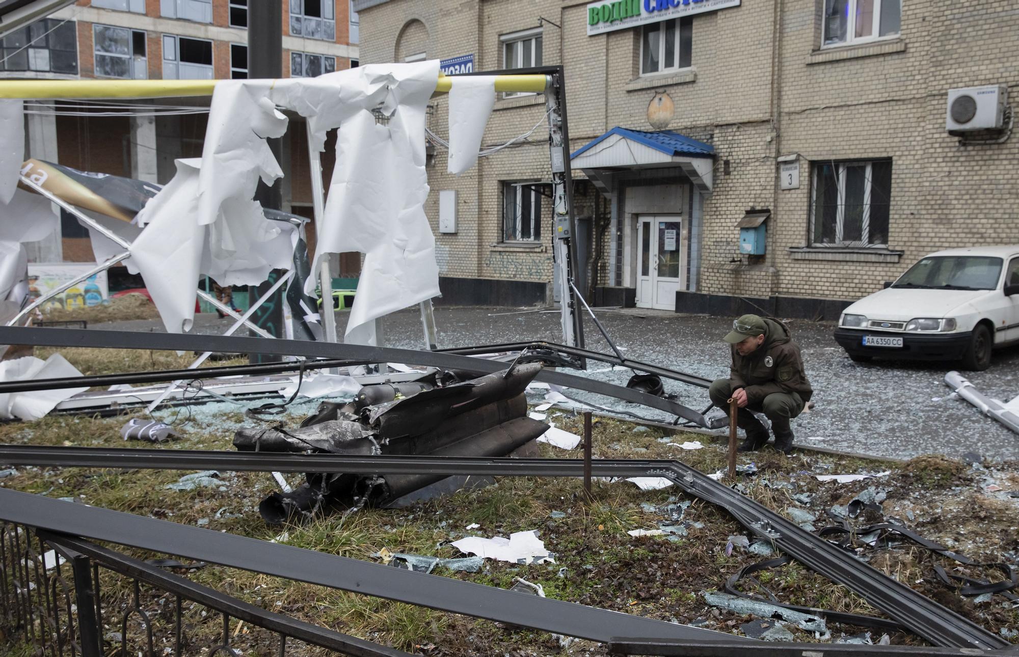 Aftermath of explosion in Kiev as Russian troops enter Ukraine
