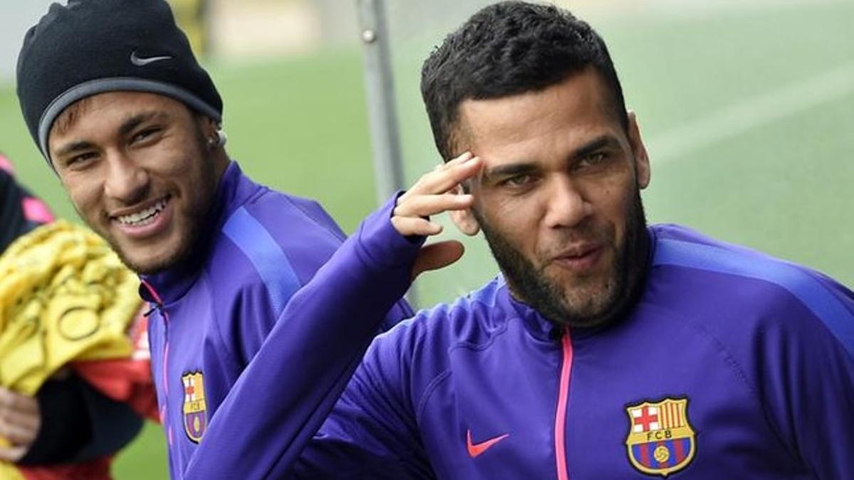 Dani Alves podría no interesar al PSG