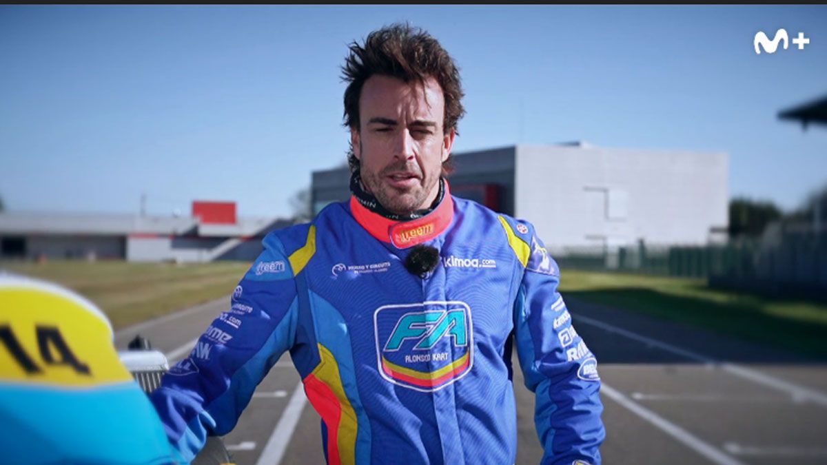 Fernando Alonso, protagonista absoluto en 'Vamos sobre ruedas' de Movistar+