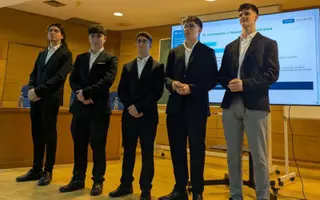 Alumnos del IES As Barxas optan a los Premios Stephen Hawking